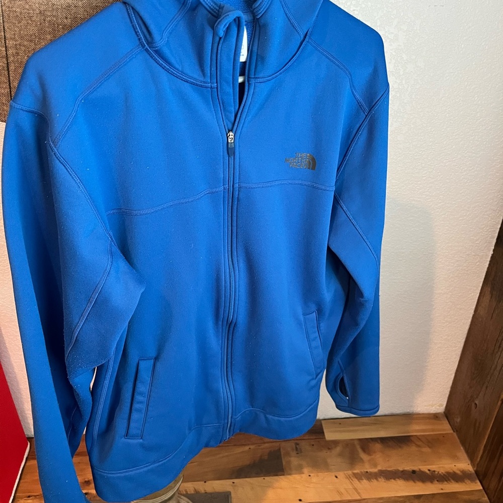 Mens fleece scuba jacket with thumb holes